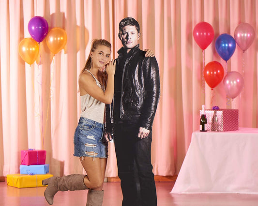 Dean Winchester Life Size Cutout (188 x 46 x 188 cm)